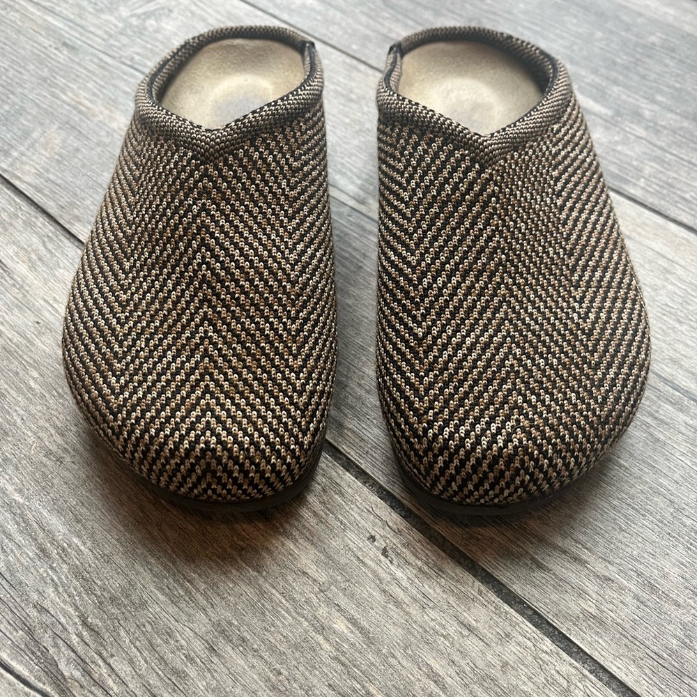 Rothy’s The Casual Clog- Herringbone Patterned